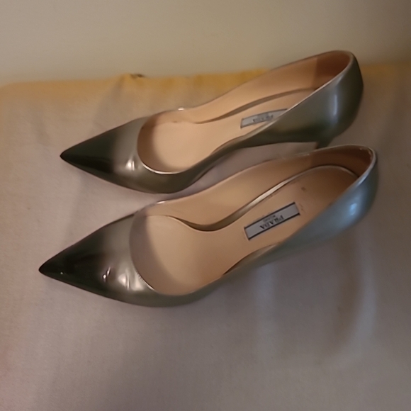 Prada OMBRE Black Silver Patent Leather Pointy Toe Pump 39.5/9.5 - Picture 3 of 7
